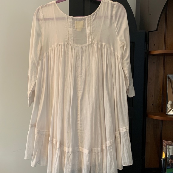 Maeve Dress - Picture 2 of 4